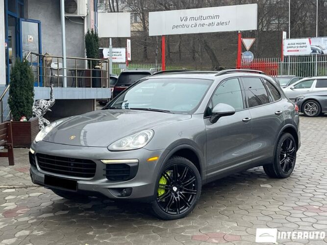 Porsche Cayenne S Hybrid 2016 doar la InterAuto