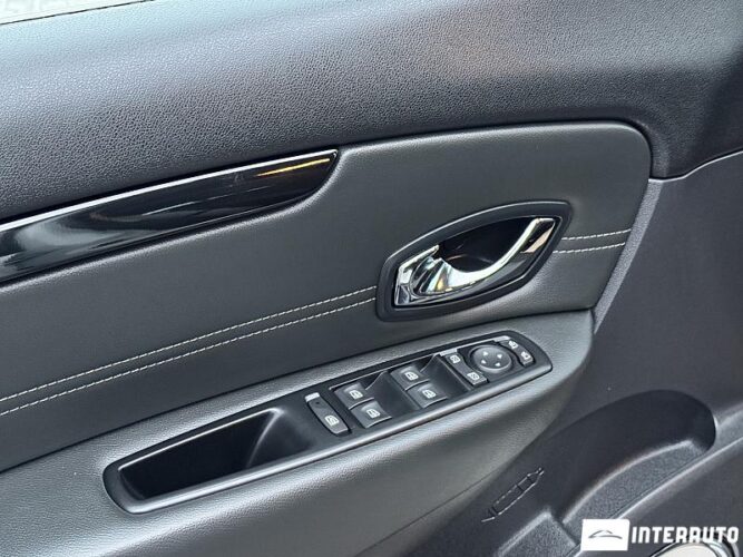 renault Grand Scenic 2015