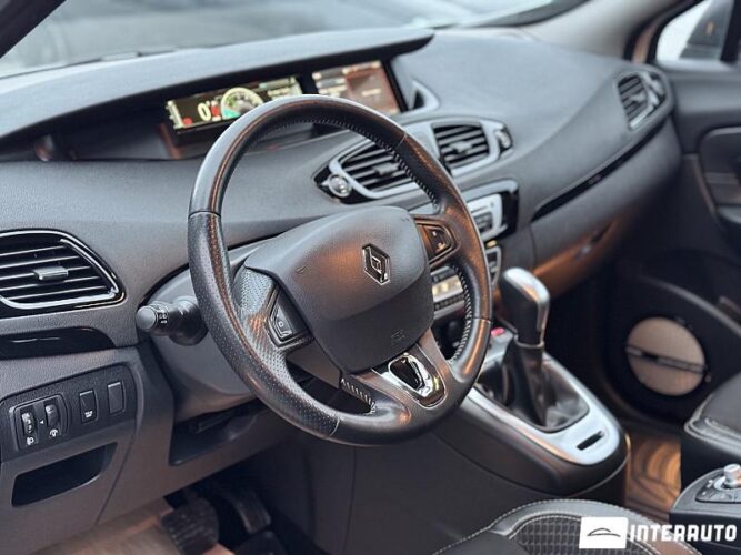 renault Grand Scenic 2015