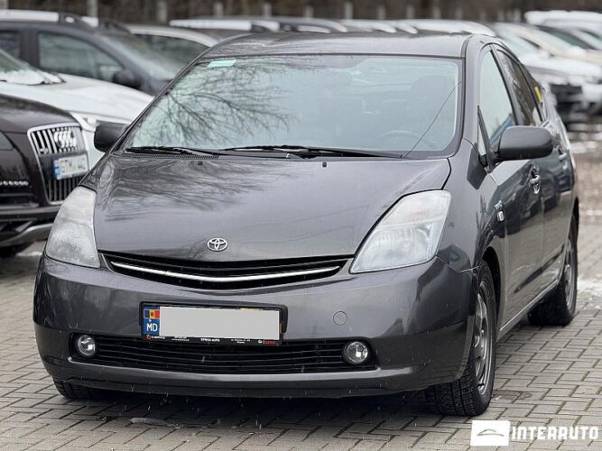 Toyota Prius 2008 doar la InterAuto