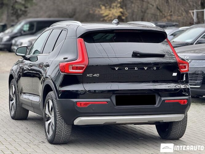 volvo XC 40 2021