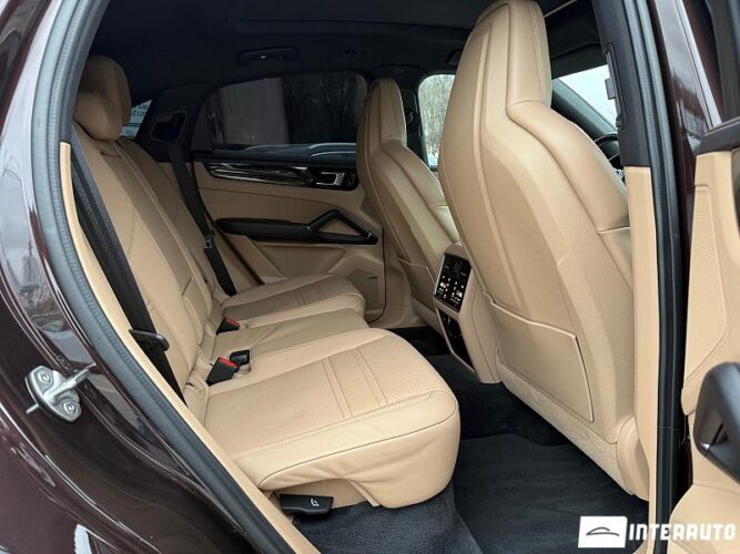 porsche Cayenne Coupe 2021