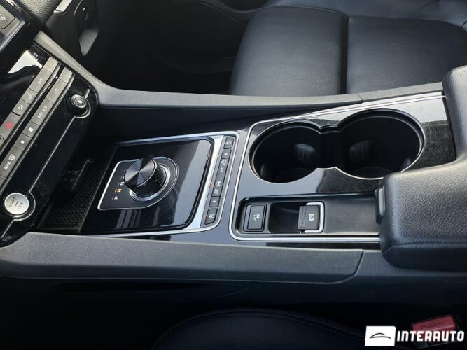 Jaguar F-Pace 48 jaguar F-Pace 2016