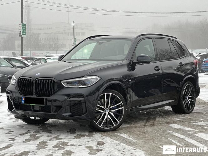 BMW X5 4.5e 2020 doar la InterAuto