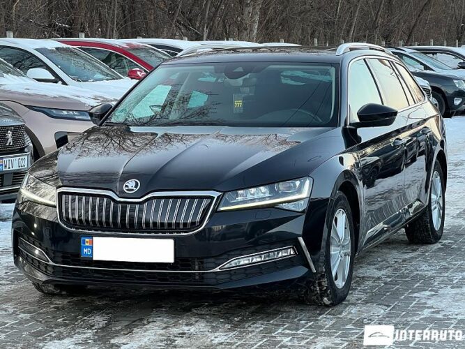 Skoda Superb 2021 doar la InterAuto
