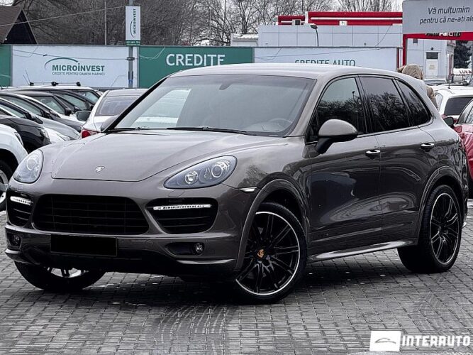 Porsche Cayenne GTS 2014 doar la InterAuto