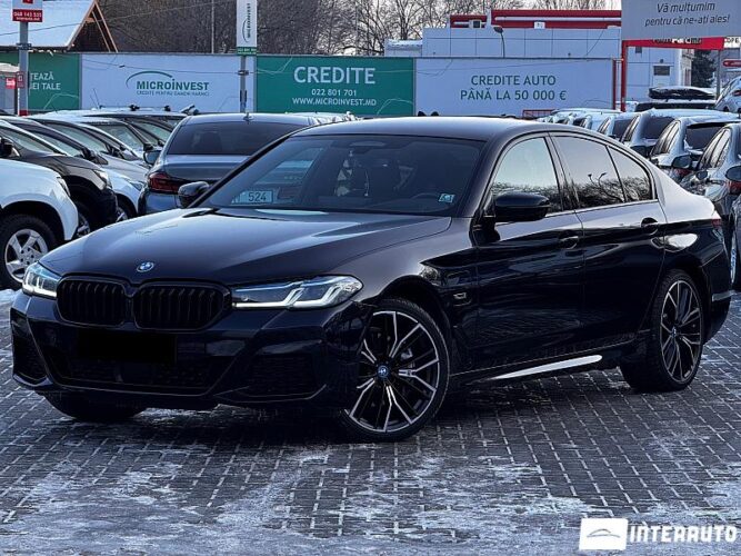 BMW 545e 2022 doar la InterAuto