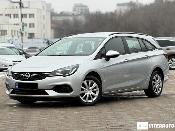 Opel Astra 2020 doar la InterAuto