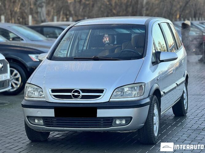 Opel Zafira 2004 doar la InterAuto