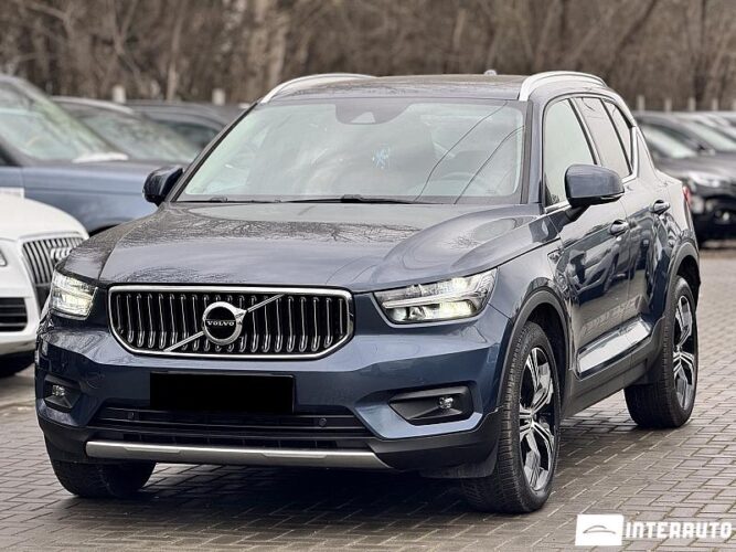 Volvo XC 40 2021 doar la InterAuto