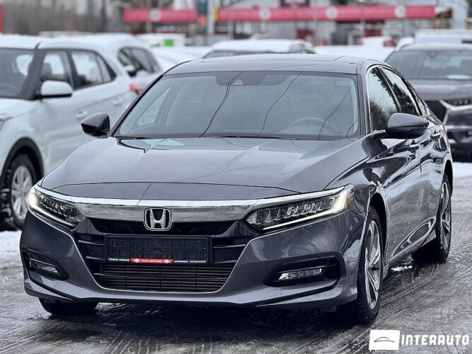 Honda Accord 2018 doar la InterAuto