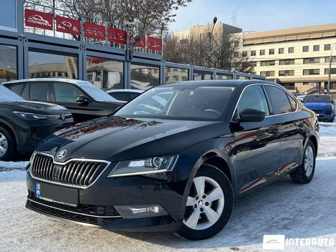 Skoda Superb 2018 doar la InterAuto