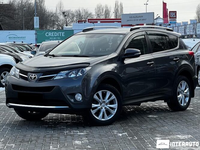 Toyota Rav-4 2013 doar la InterAuto