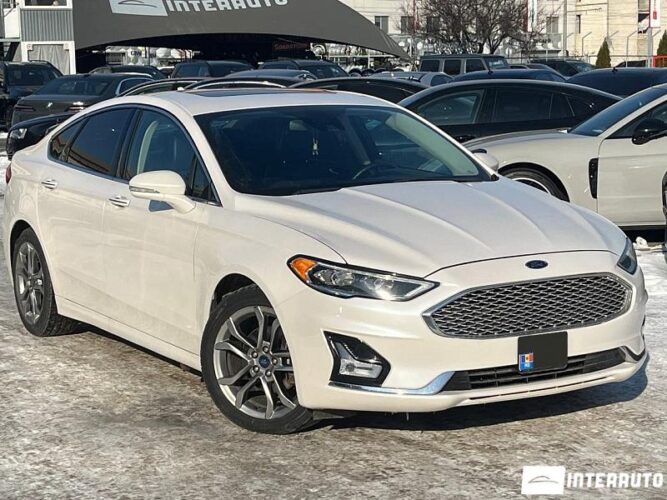 Ford Fusion 2020 doar la InterAuto
