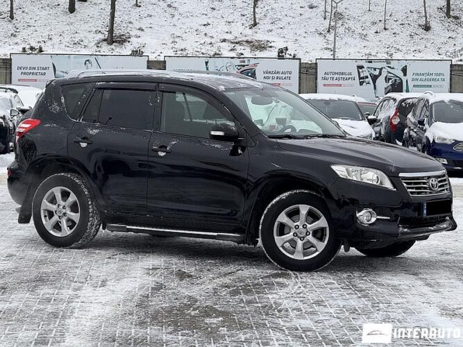 Toyota Rav-4 2011 doar la InterAuto