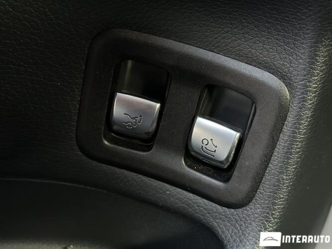 Mercedes GLC 220d 42 mercedes GLC 220d 2016