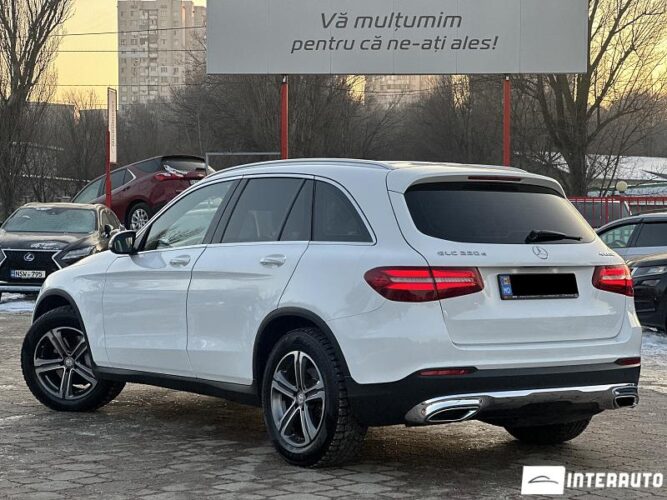 Mercedes GLC 220d 36 mercedes GLC 220d 2016