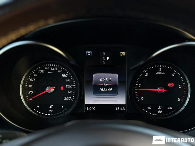 Mercedes GLC 220d 48 mercedes GLC 220d 2016