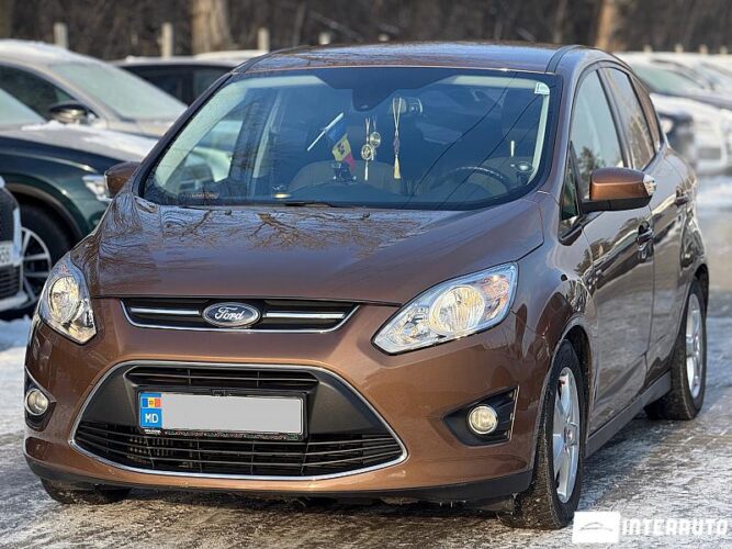 Ford C-MAX 2014 doar la InterAuto