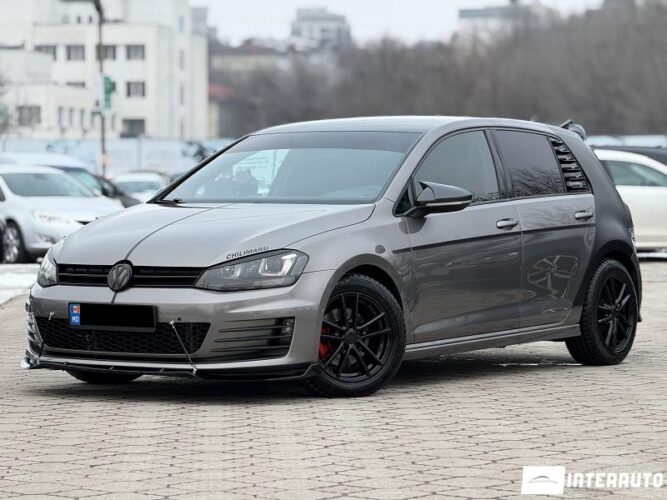 Volkswagen Golf 2014 doar la InterAuto