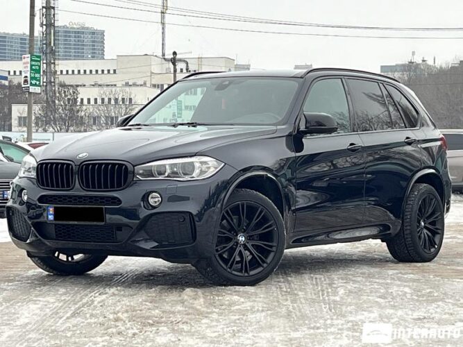 BMW X5 2.5D 2015 doar la InterAuto