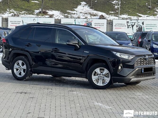 Toyota Rav-4 2021 doar la InterAuto