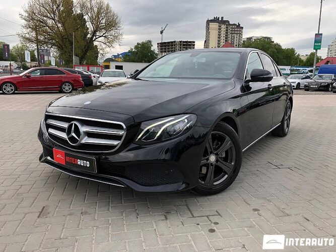 Mercedes E 220 2016 doar la InterAuto
