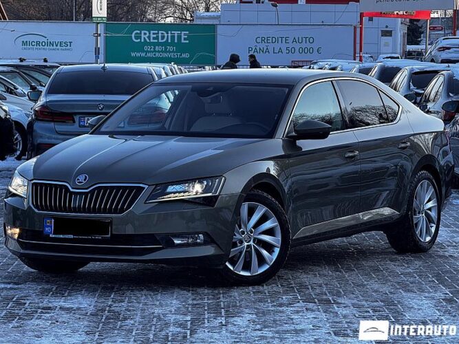 Skoda Superb 2016 doar la InterAuto