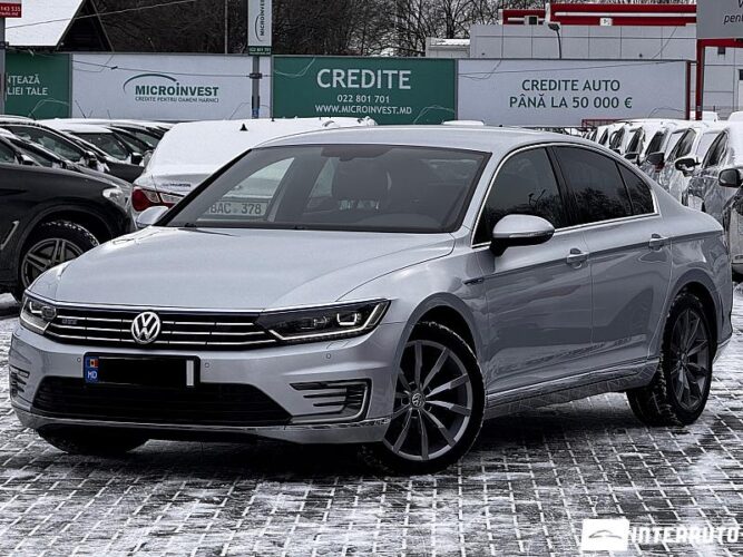 Volkswagen Passat GTE 2015 doar la InterAuto