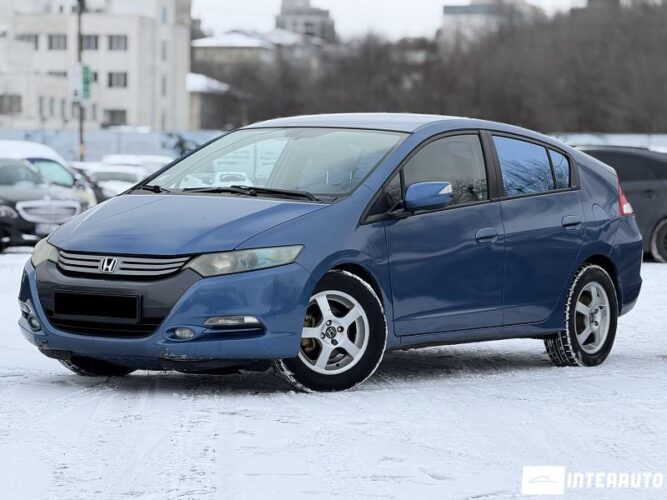 Honda Insight 2010 doar la InterAuto