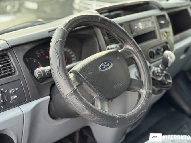 Ford Transit 38 ford Transit 2011