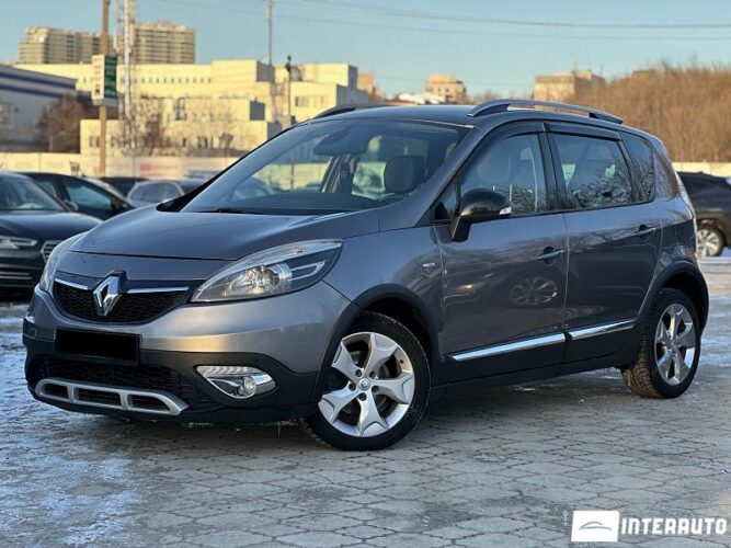 Renault Scenic X-Mode 2015 doar la InterAuto