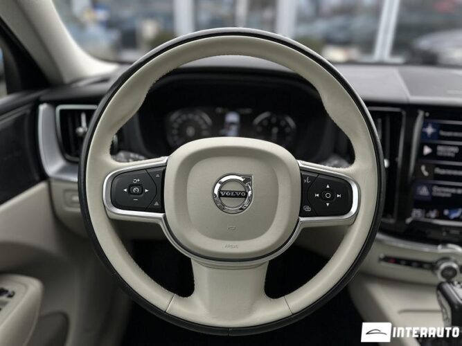 volvo XC 60 2019