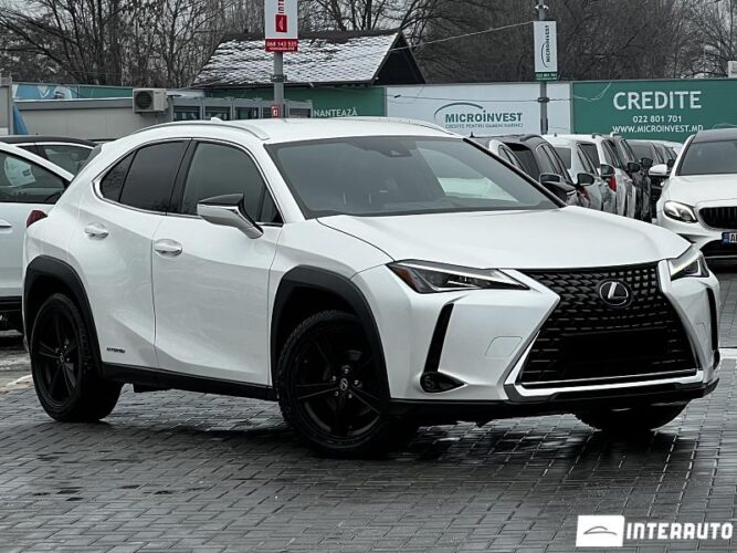 Lexus UX 250h 2021 doar la InterAuto