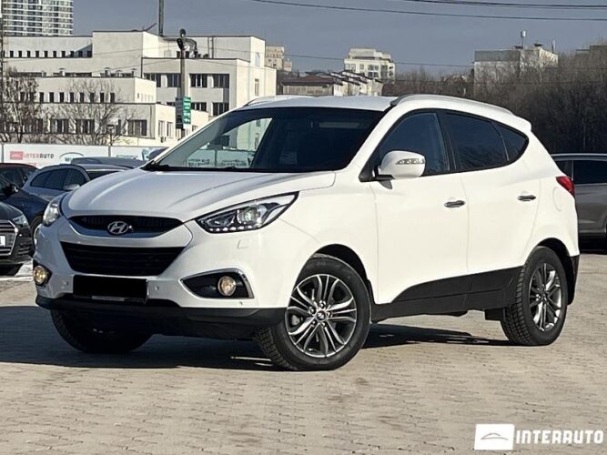 Hyundai Tucson 2014 doar la InterAuto