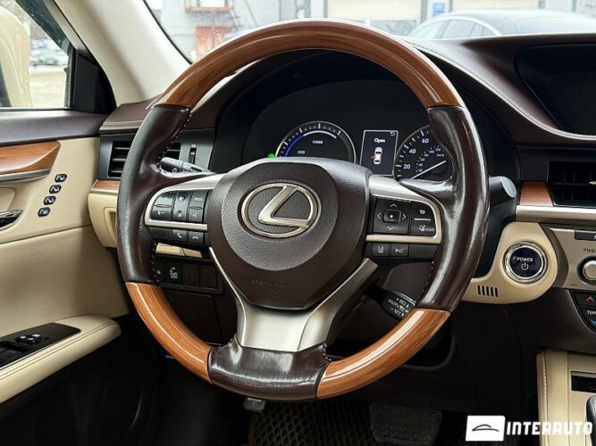 lexus ES 300h 2016