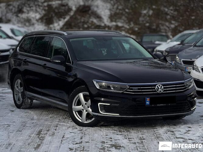 Volkswagen Passat GTE 2015 doar la InterAuto