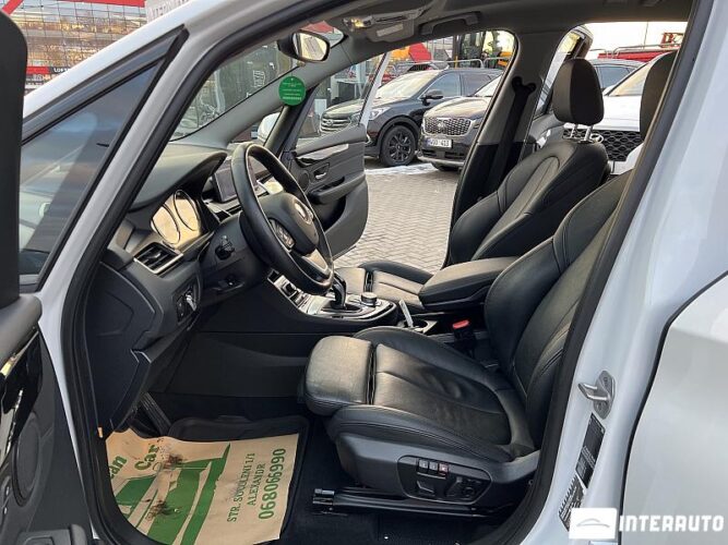 BMW 216d 38 bmw 216d 2020