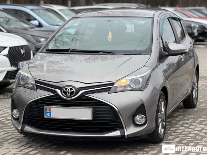 Toyota Yaris 2014 doar la InterAuto