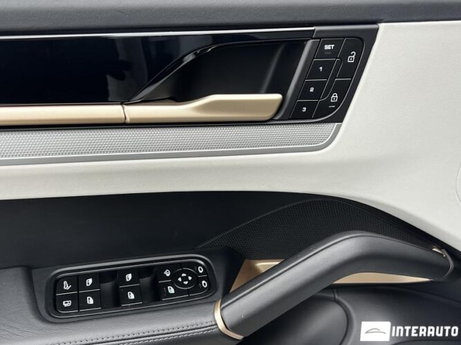 porsche Cayenne E-Hybrid Coupe 2024