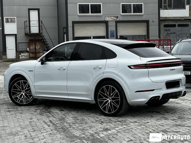porsche Cayenne E-Hybrid Coupe 2024