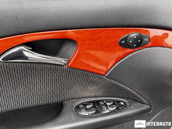 Mercedes E 200 38 mercedes E 200 2007