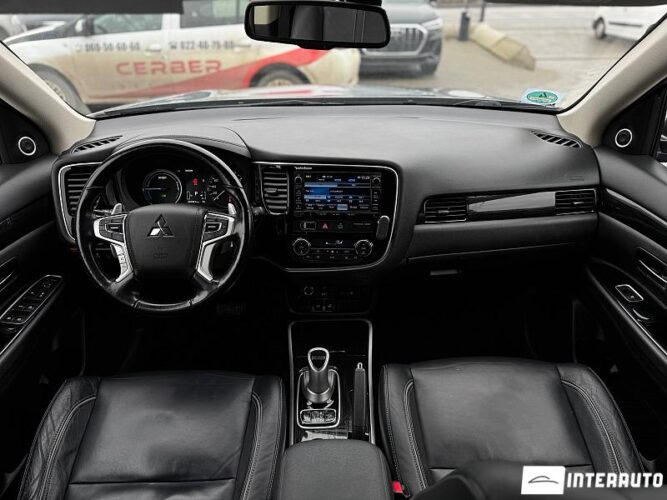 mitsubishi Outlander 2015