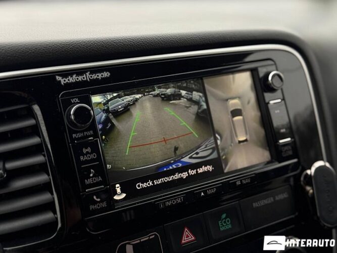 mitsubishi Outlander 2015