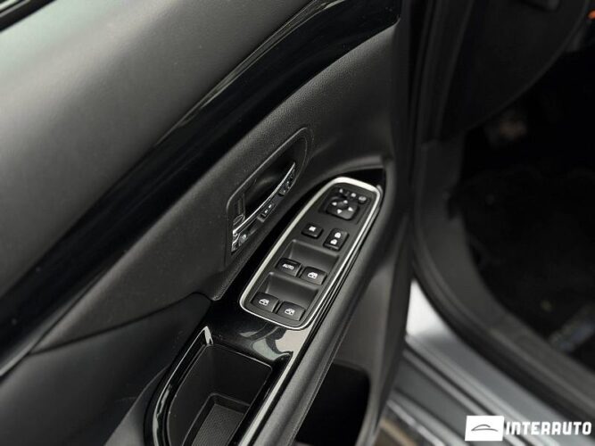 mitsubishi Outlander 2015