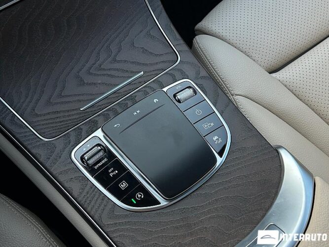 mercedes GLC 300 2021