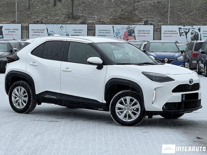 Toyota Yaris Cross 2022 doar la InterAuto