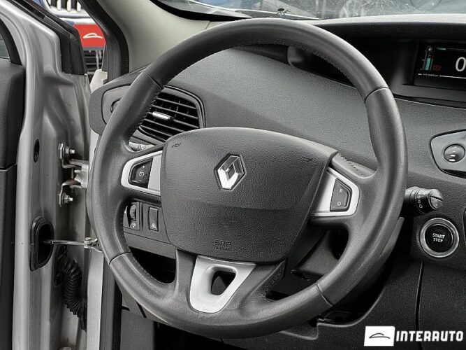 renault Scenic 2012