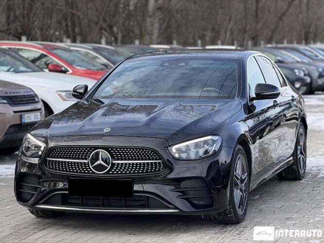 Mercedes E 300e 2021 doar la InterAuto