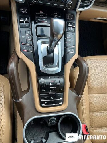 porsche Cayenne 2016